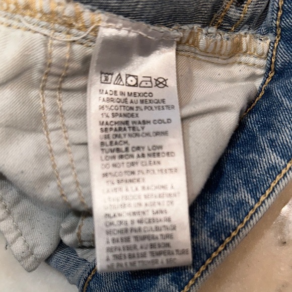 BDG Blue Distressed Jean Shorts High-Waisted Size 27 stretch - Picture 6 of 7